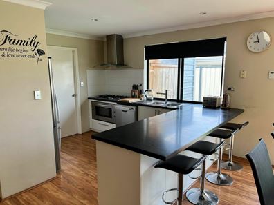 23 Kalanchoe App, Seville Grove WA 6112