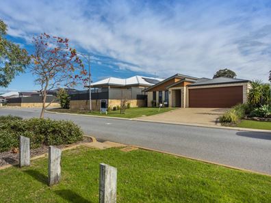 16 Jane Turn, Baldivis WA 6171