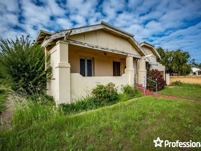 75 Gregory, Geraldton WA 6530