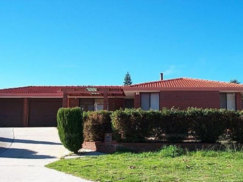 42 Woodward Circle, Marangaroo