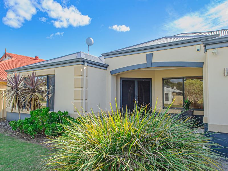 8 Warbler Pass, Harrisdale