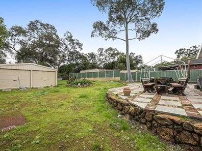 5 Crestview Crescent, Kalamunda WA 6076