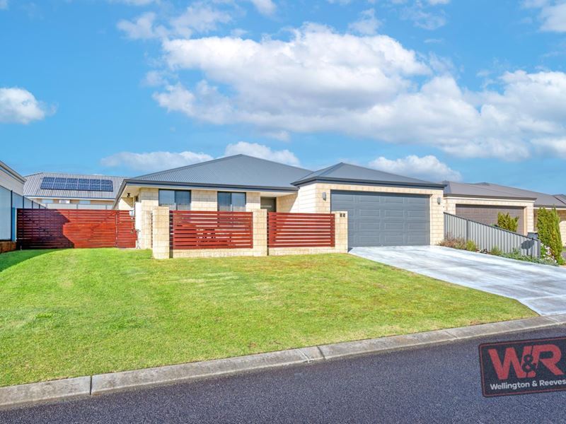 35 Grenfell Drive, Bayonet Head