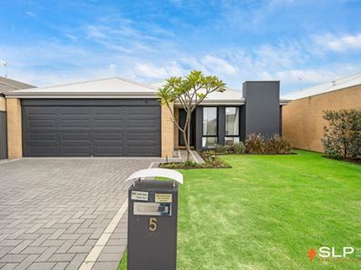 5 Mystery Road, Banksia Grove WA 6031