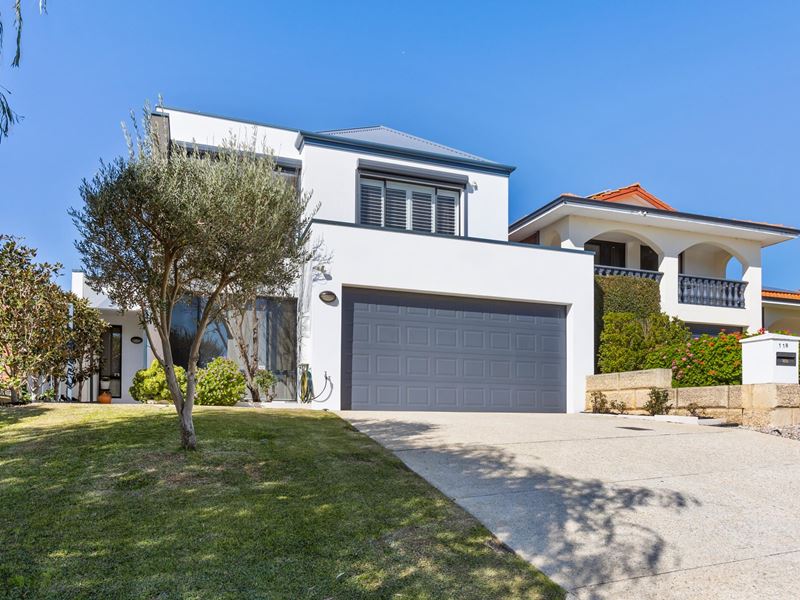 11B Pinewood Avenue, Kardinya