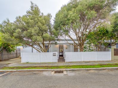 36 Wardie  Street, South Fremantle WA 6162