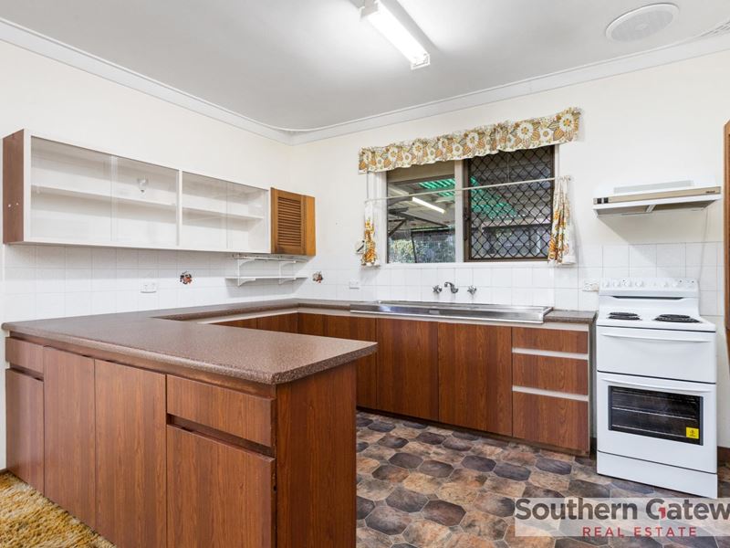 53 Christmas Avenue, Orelia WA 6167