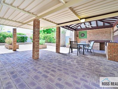 4/15 Kerry Street, Dianella WA 6059