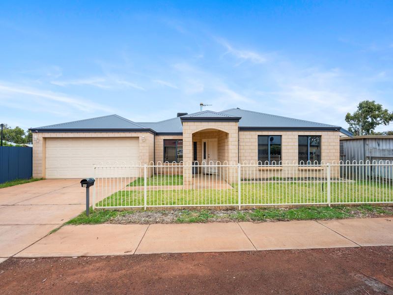 17 Hawkins Street, West Lamington