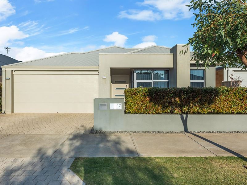 17 Binthalya Street, Golden Bay