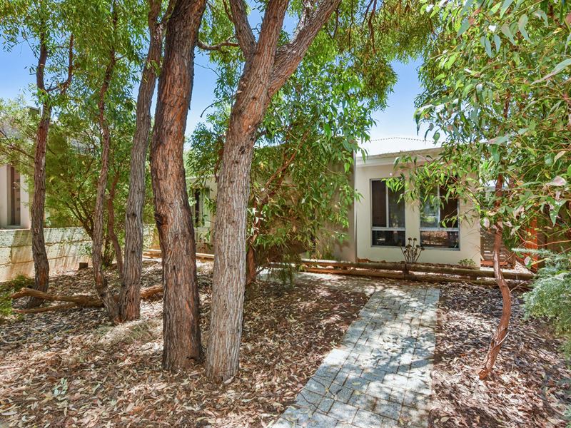 44 Thornbill Crescent, Coodanup