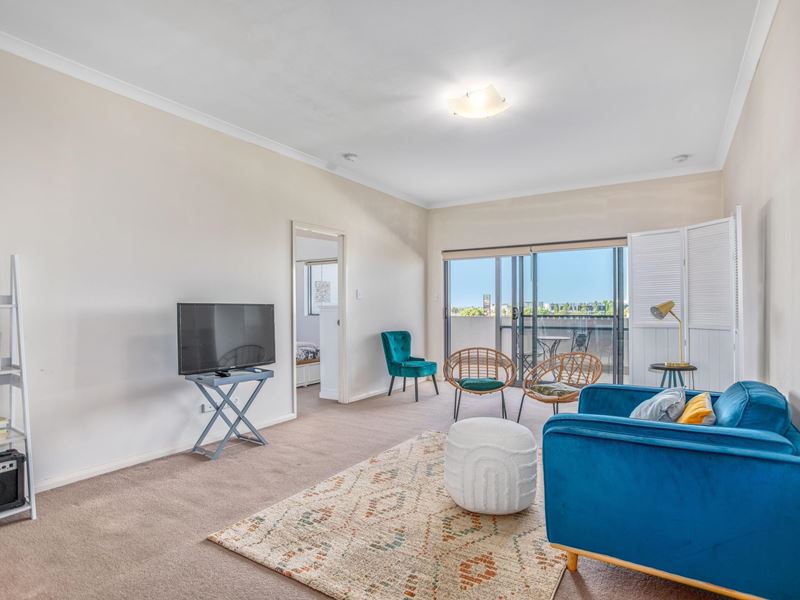 72/23 Junction Boulevard, Cockburn Central