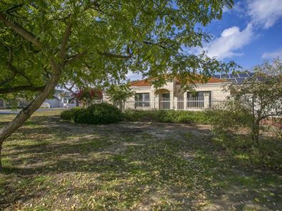 1 Narla Way, Nollamara WA 6061