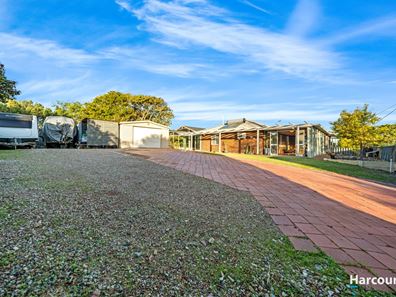 15 Parham Road, Quinns Rocks WA 6030