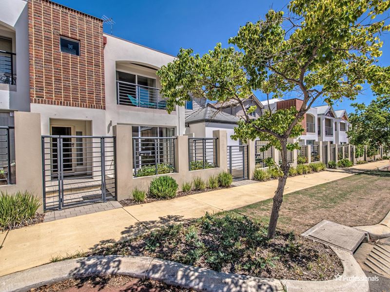 7 Gaudi Way, Clarkson