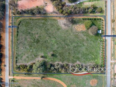 305 Avonholme Circle, Chidlow WA 6556