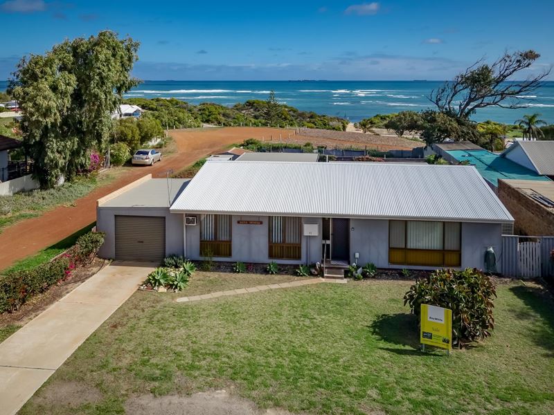 43 Hillview Drive, Drummond Cove WA 6532