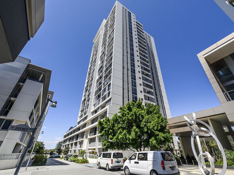 215/8 Adelaide Terrace, East Perth