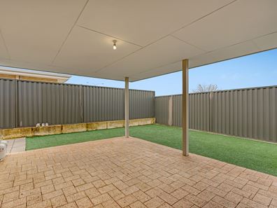 2 Flaxen Street, Aveley WA 6069