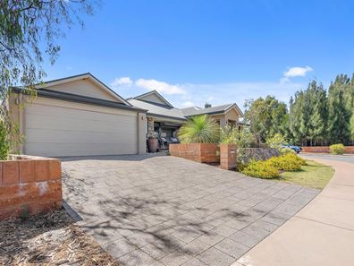 22 Geographe Loop, Ellenbrook WA 6069