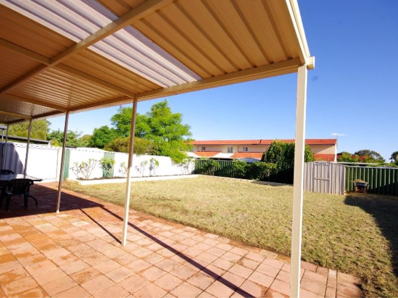 4A Connell Way, Girrawheen WA 6064