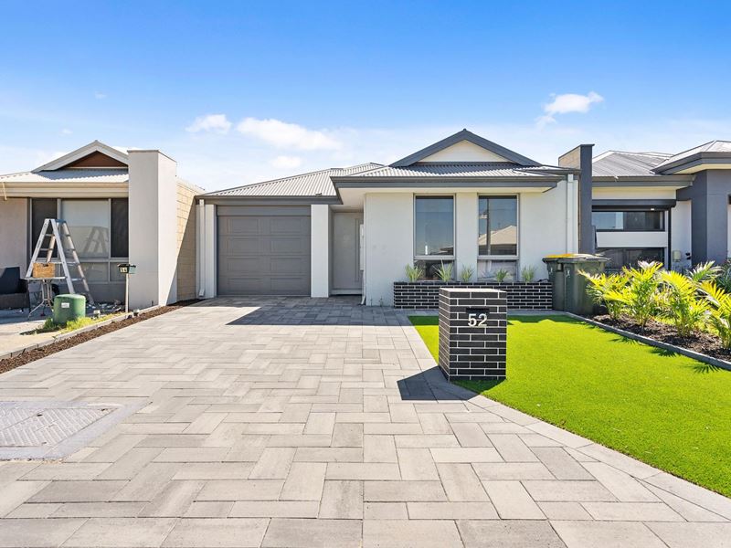 52 Thredbo Drive, Aveley