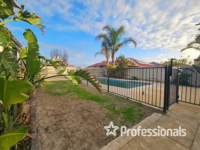 32 The Boulevard, Australind WA 6233