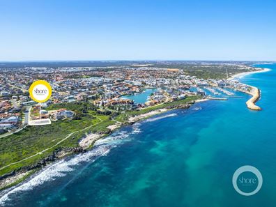 27 Kinsale Drive, Mindarie WA 6030