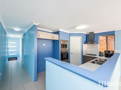 14/17-21 Third Avenue, Kelmscott WA 6111