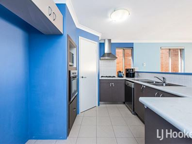 14/17-21 Third Avenue, Kelmscott WA 6111