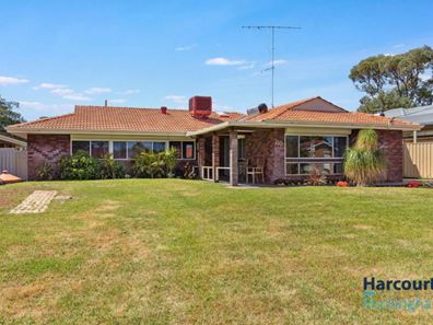 60 Haselmere Circus, Rockingham WA 6168