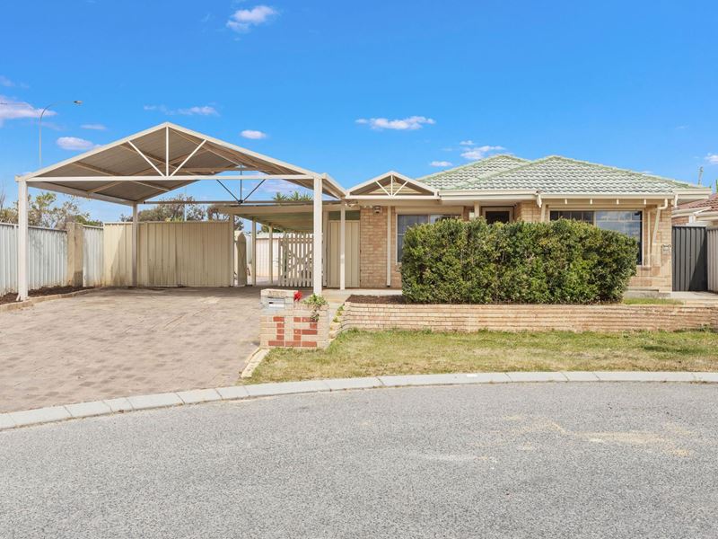 12 Banyan Close, Marangaroo WA 6064