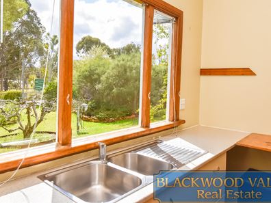 43 Brockman Street, Balingup WA 6253