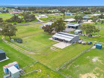 35 SAN SIMEON WAY, West Pinjarra WA 6208