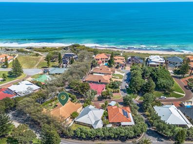 1 Noosa Court, Halls Head WA 6210