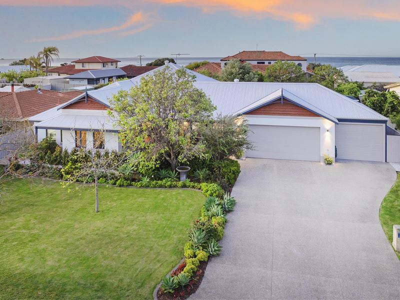 205 Marine Terrace, Geographe WA 6280