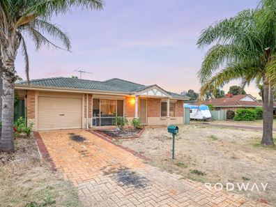 2 Leaf Pl, Seville Grove WA 6112