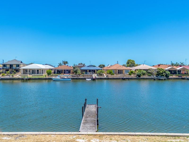 34 MURRAY WATERS BOULEVARD, South Yunderup WA 6208