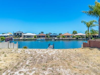 34 MURRAY WATERS BOULEVARD, South Yunderup WA 6208