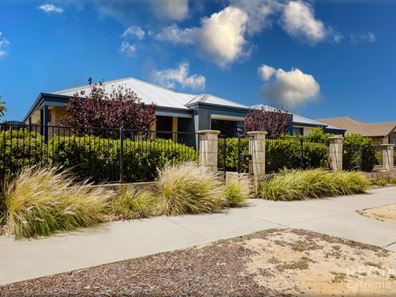 32 Finglas Meander, Butler WA 6036