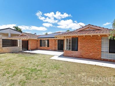 31 Peregrine Drive, Kingsley WA 6026