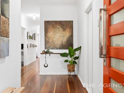 17 Frangipani Road, Treeby WA 6164