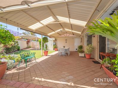 2 Kalee Court, Huntingdale WA 6110