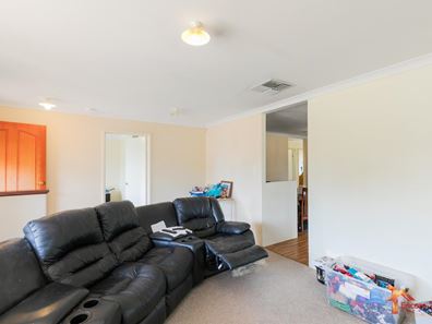 20 Benbecula Loop, Port Kennedy WA 6172