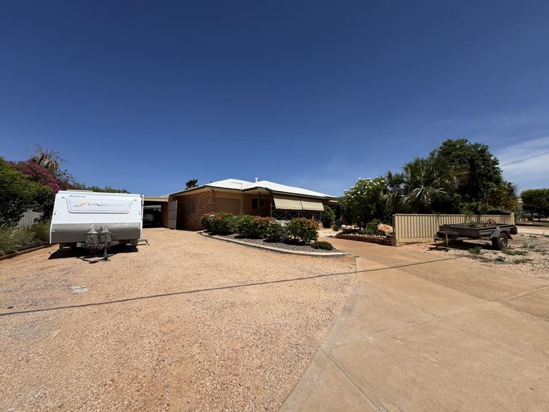 4 Fletcher Street, Exmouth