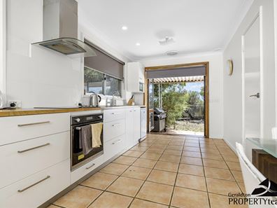 9 Roebuck Street, Mahomets Flats WA 6530