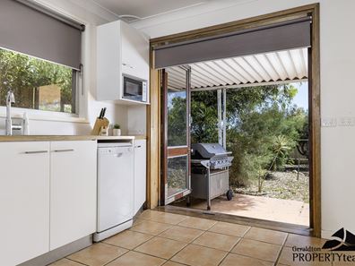 9 Roebuck Street, Mahomets Flats WA 6530