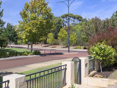 24 Pianobox Boulevard, West Busselton WA 6280