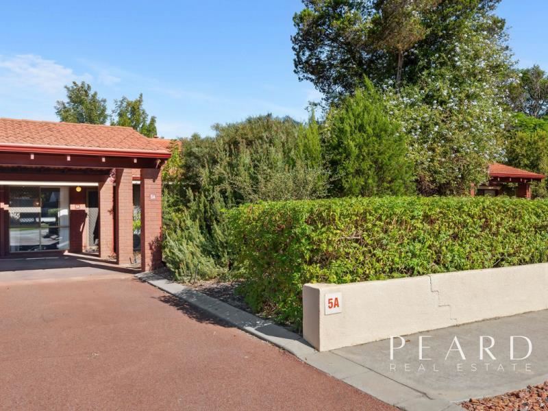 5a Menzies Place, Thornlie WA 6108