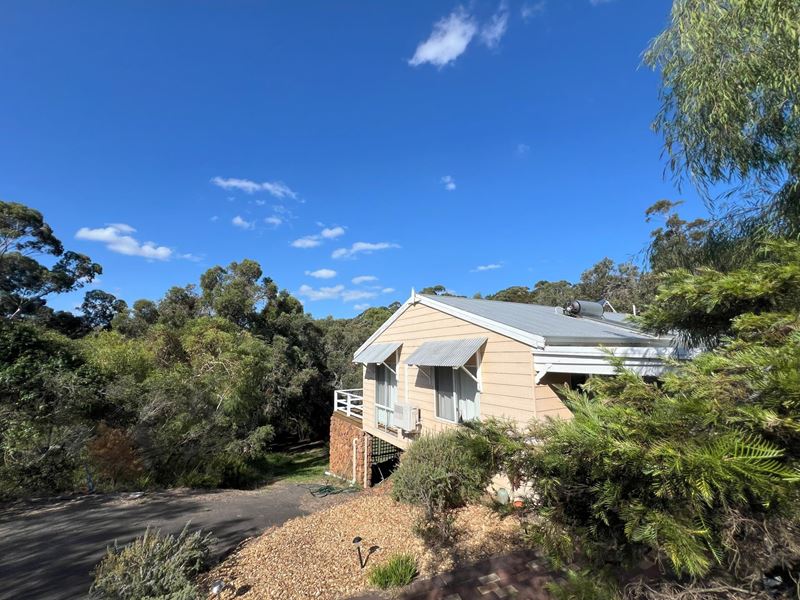 65 Minsterly Road, Ocean Beach WA 6333
